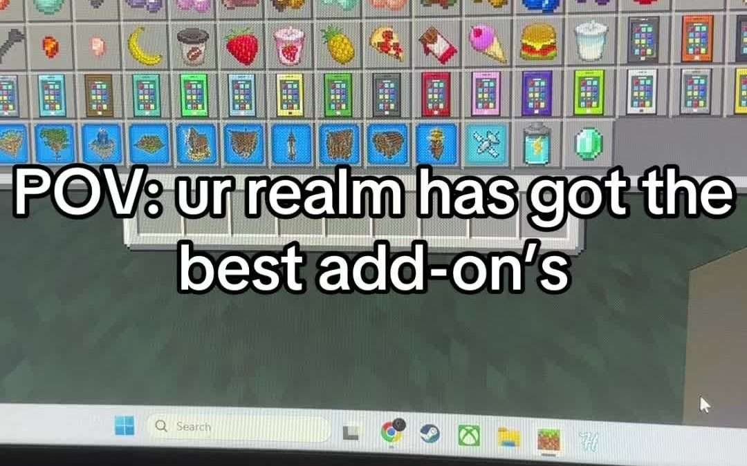 @pixel_park_realms It has sooooo many new weapons and items #fypp #mc #fun #gami…