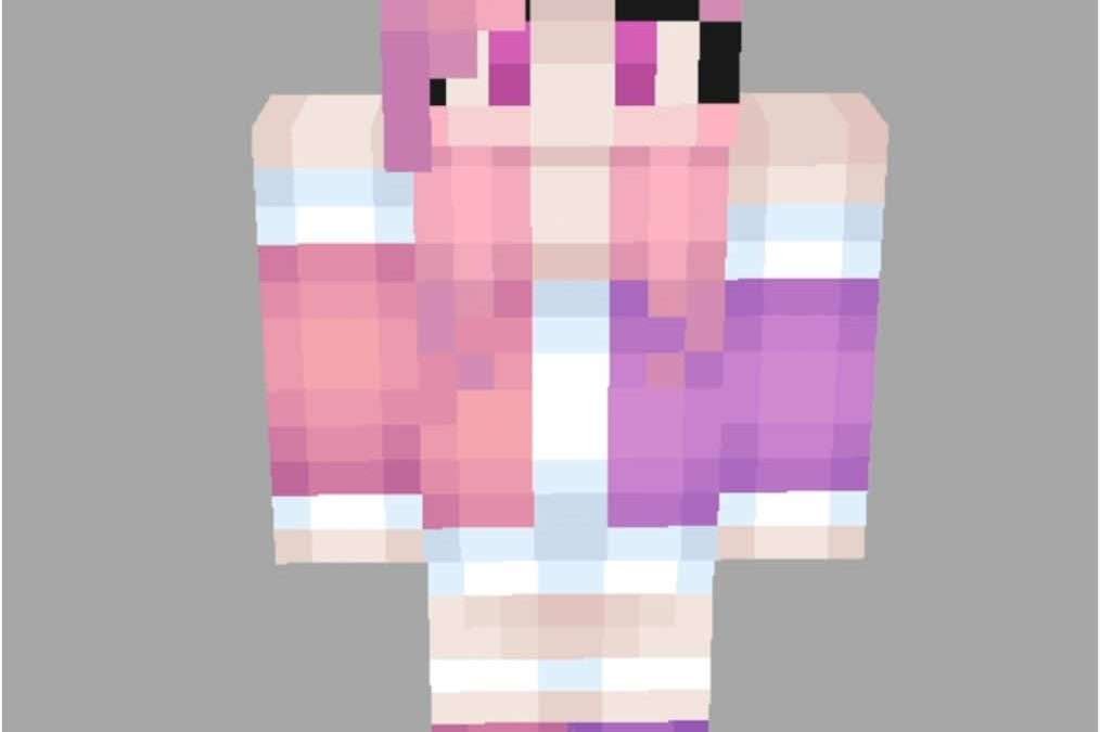 @tazthemenace Making a Minecraft skin in the 2014 art style. Can you tell who it…