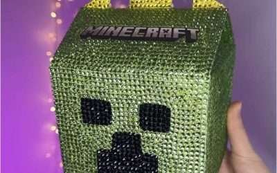 @mikaelaaluv Bedazzling the Minecraft Happy Meal Box! #minecraft #minecraftmovie…