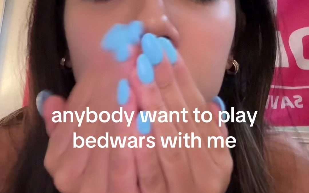 @deathballqueen PLEASE MY USER IS GOLDIOZ #minecraft #fyp #bedwars #mc #hypixel …