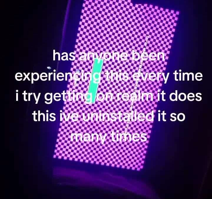 @lilz_647 #minecraft @Minecraft this has happened over a week please fix your bu…