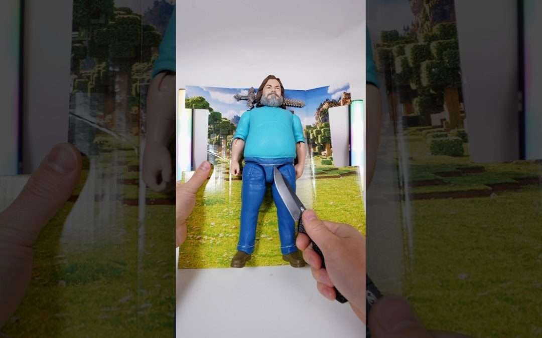 Unboxing Minecraft Movie Steve!! #minecraft #mojang #movie #actionfigures #shorts