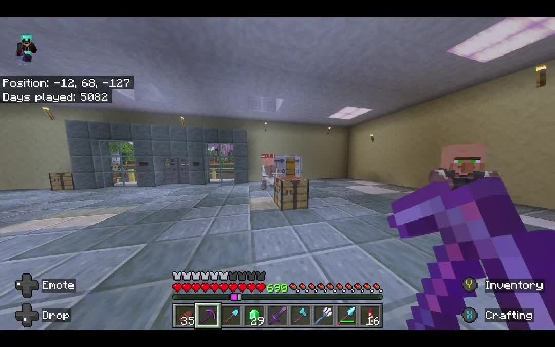 @loganbrown88 Just a normal day in minecraft till my buddy broke north Carolina …