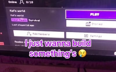 @itsvbaby6223 Minecraft don’t play with me @Minecraft  I wanna work on my builds…